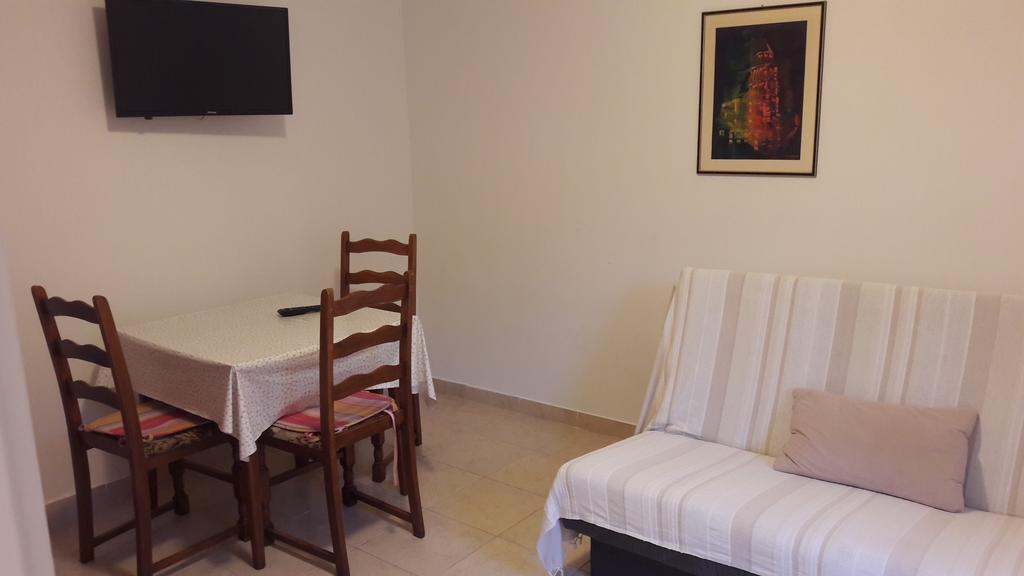 Guest House Milic Makarska Ngoại thất bức ảnh