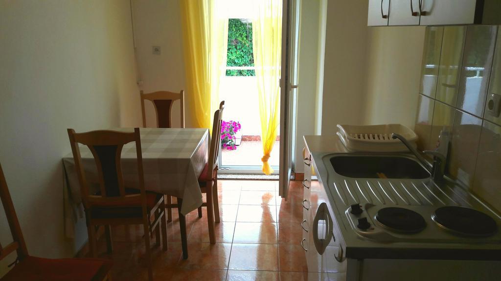 Guest House Milic Makarska Ngoại thất bức ảnh